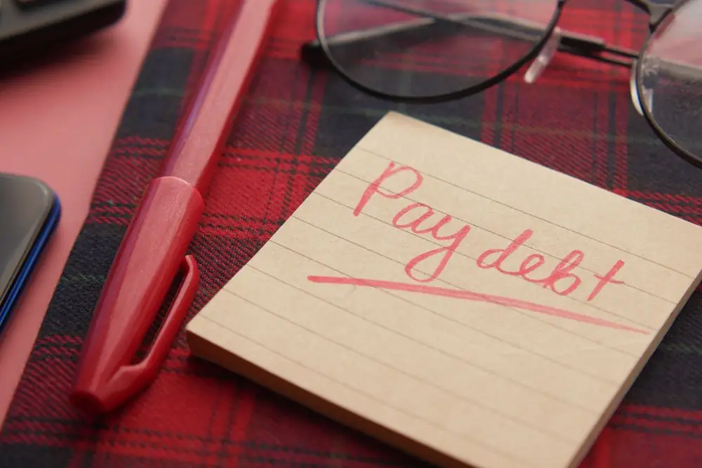 Should You Use a Personal Loan to Pay Off High-interest Credit Card Debt?