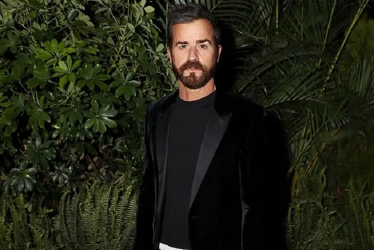 All about Justin Theroux and Logan Polish.