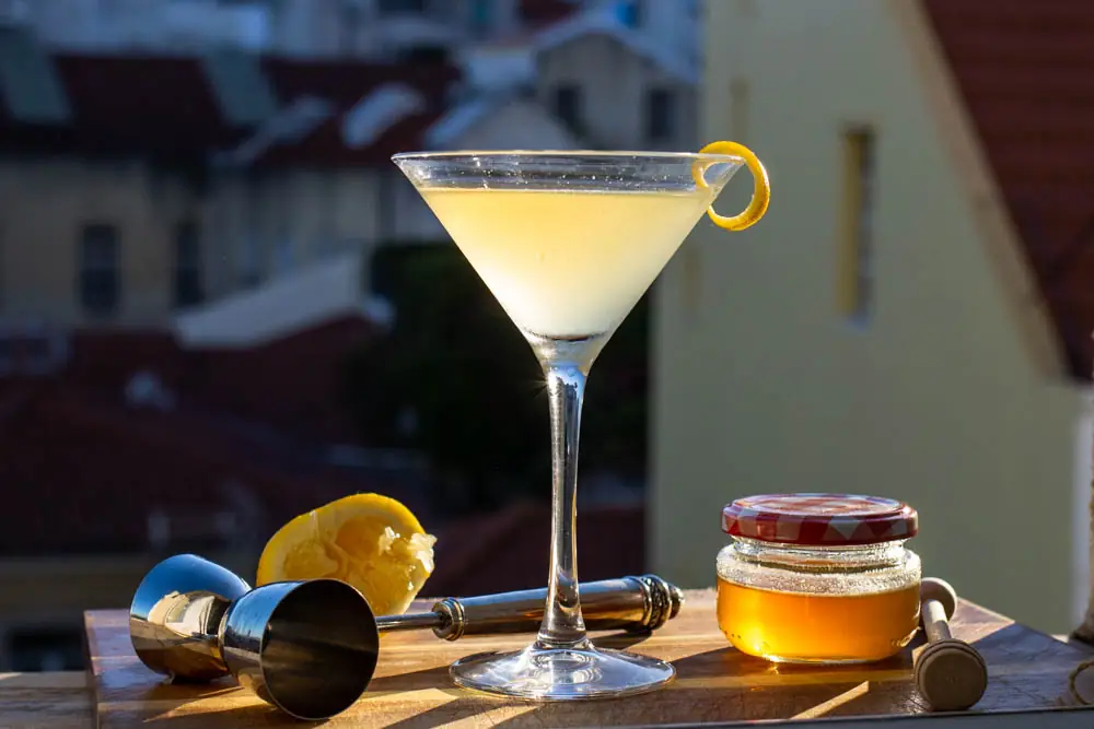 How to Craft the Classic Bees Knees Recipe