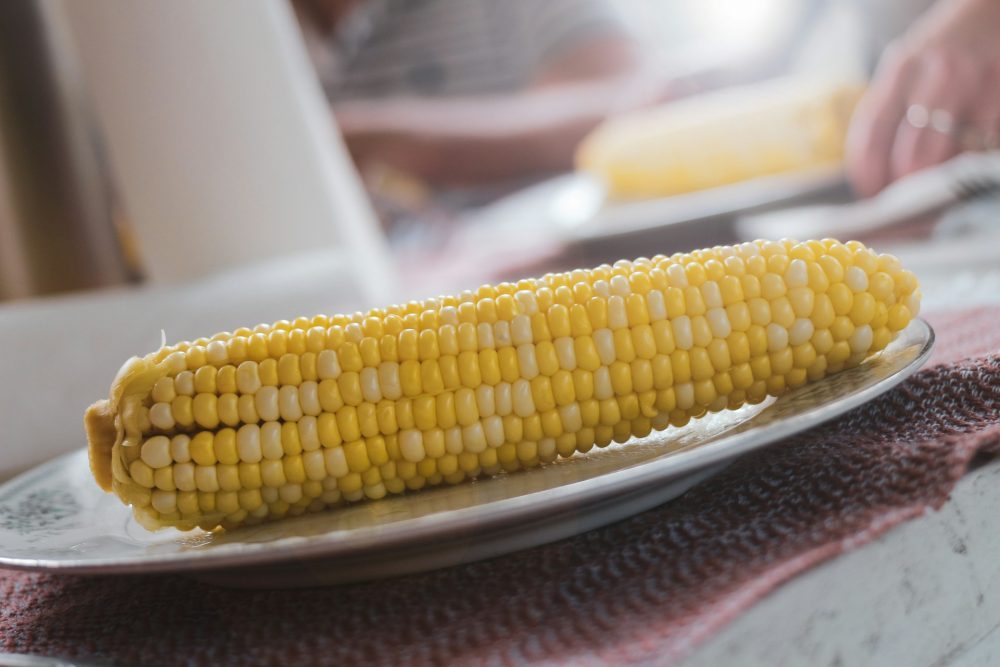 How to cook corn on the cob?
